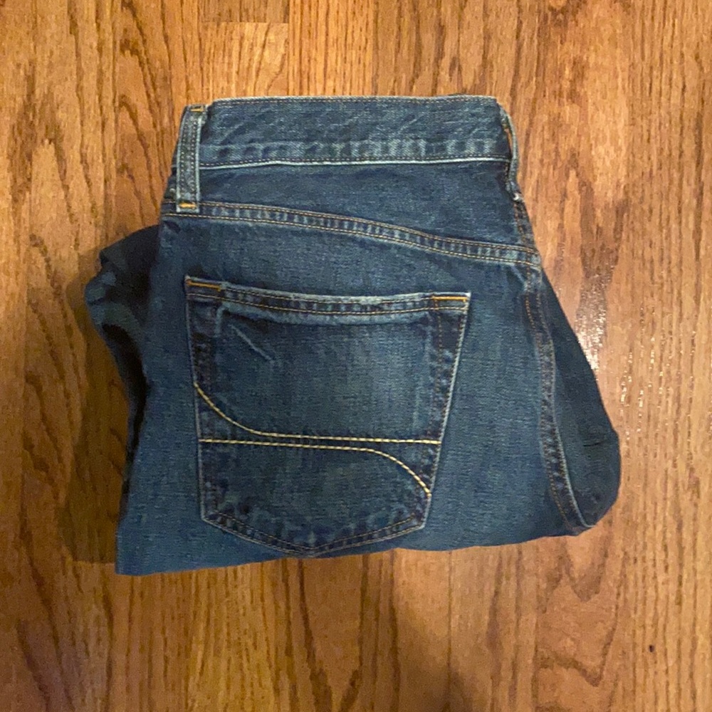 Mens size 32 x 32 hollister jeans